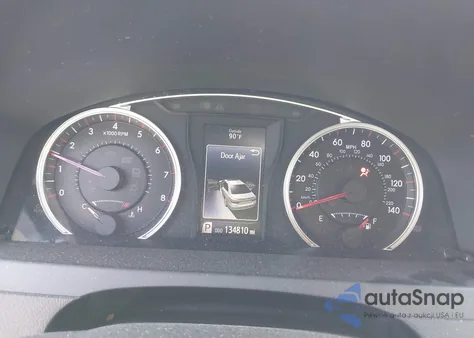 2015 Toyota Camry Se z USA, uszkodzony, nr VIN 4T1BF1FK7FU082246